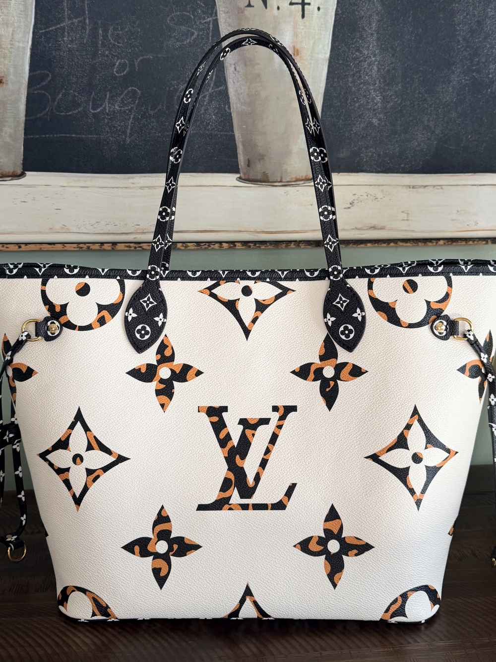 Louis Vuitton Limited Edition Monogram Giant Jungle Neverfull MM